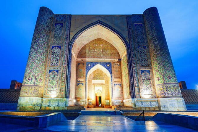 A City Tour Of Samarkand: The Pearl Of The East - Hazrat Khizr Mosque: reconstruction and deep time