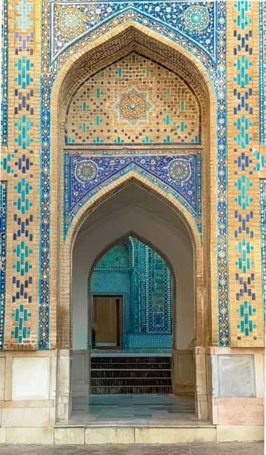 Ancient and Modern Tour in Samarkand with Transport - A 5-hour Samarkand loop that hits the Silk Road core