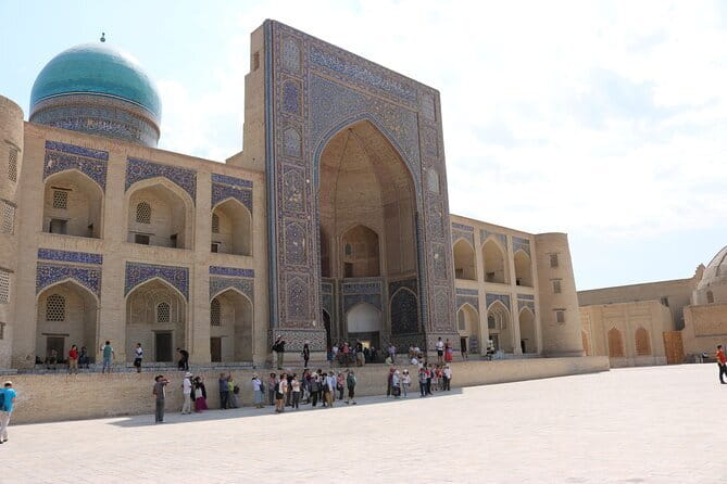 Bukhara: Private Guided Walking Tour with Hotel Pickup - Poi Kalyan Mosque and minaret: the big visual payoff