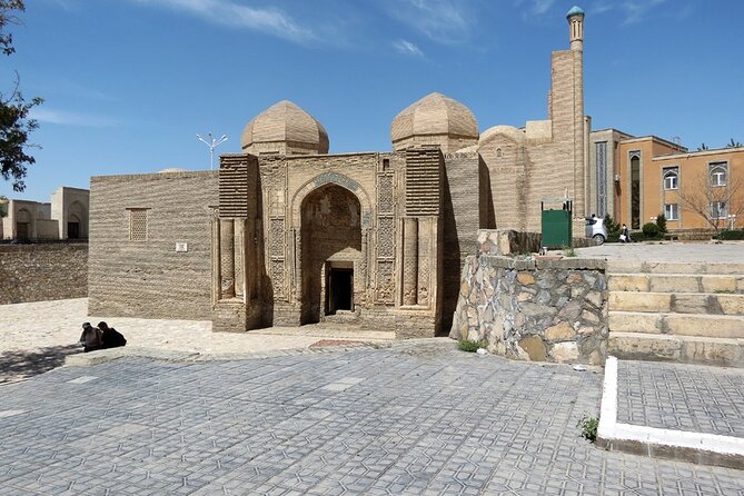 Bukhara Walking Tour - Magoki Attori Mosque and the carpet museum pairing