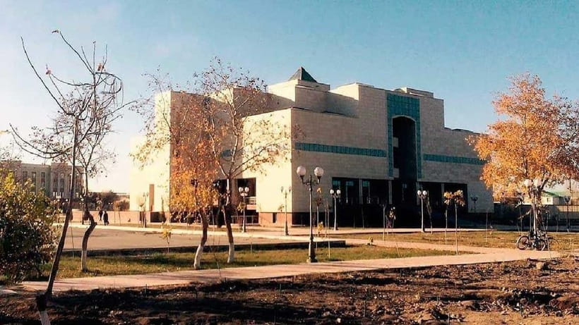 Daytrip From Khiva to Savitsky Museum & Mizdakhan & Chilpik - Why the Savitsky Museum feels like a Central Asian must