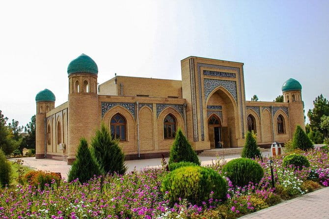 Fergana Valley 2-Day Private Tour - Day 2 starts in Fergana: Ahmad al-Ferghani and old Russian streets