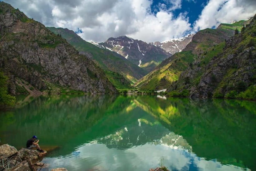 Jade Lake Tour from Tashkent - The route from Tashkent to the mountains: Charvak, Pskem, then the dirt-road switch
