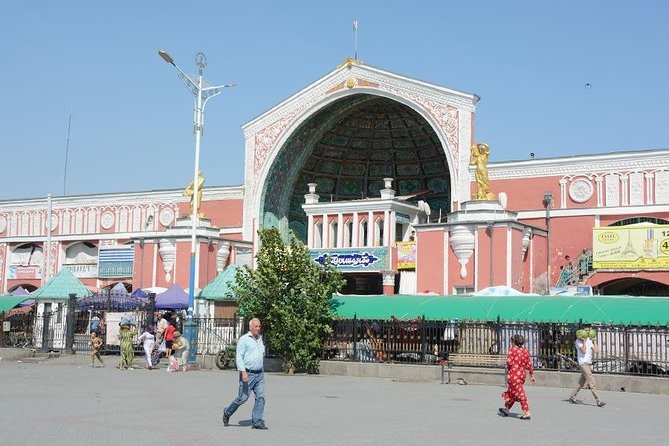 Khujand Day Tour from Tashkent - Border checks first, then Khujand history
