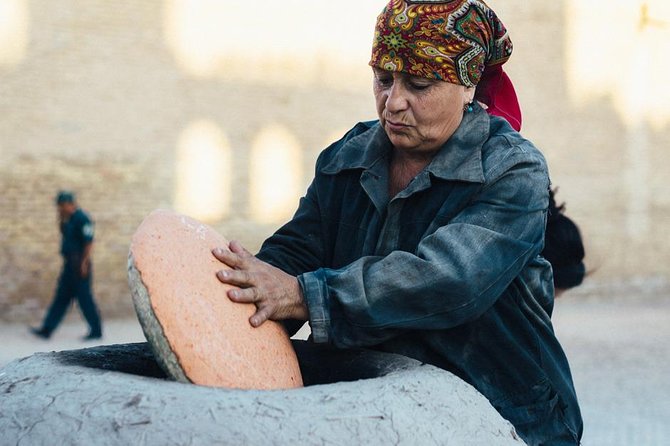 Master Class - Uzbek Bread (Khiva) - Value and price: is $15 fair for this kind of lesson?