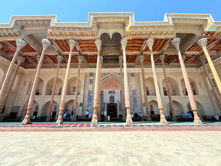 Private Guided Tours in Bukhara with Several Options - Covered Trading Domes: Sarrofon, Telpakfurushon, and Zargaron