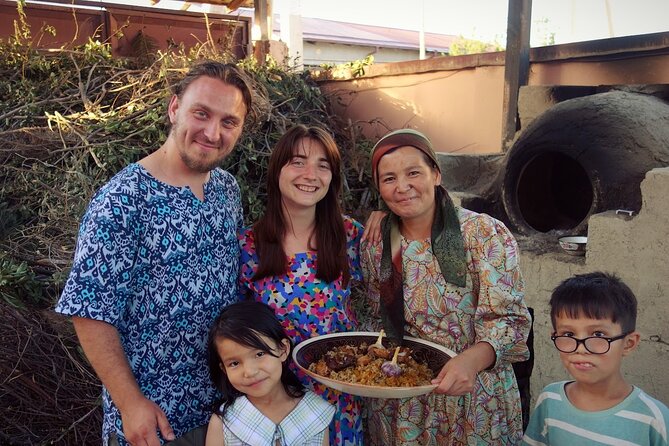 Private Samarkand Cooking Class with Market Tour & Transfers - The short drive to Eshim Oksok, where the day feels less touristy