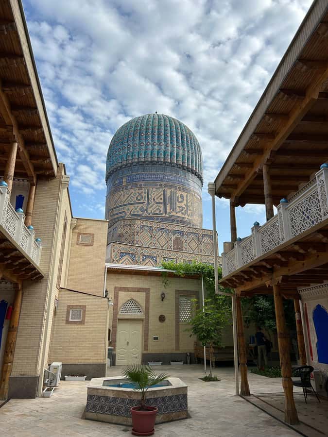 Samarkand: Private Guided Immersive Walking Tour - Siab Bazaar: the market stop that isn’t only for shopping