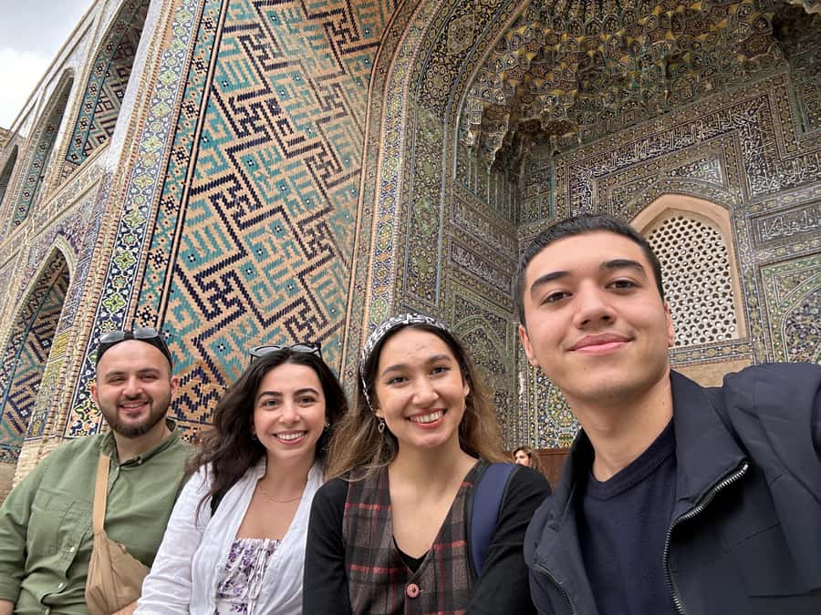 Samarkand: Private Guided Immersive Walking Tour - Shah-i-Zinda: a slow walk of blue-tiled tombs and legend