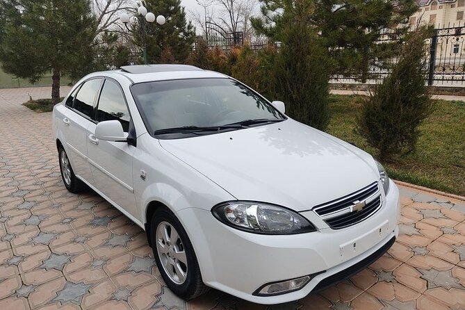 Tashkent Airport & Train Station Pick Up & Drop Off - Finding Your Driver at Tashkent Airport Without the Taxi Scramble