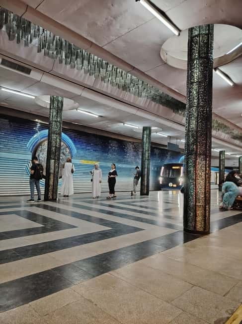 Tashkent: Hidden Gems Walking Tour with Local Snacks - Khast-Imam Square and the Quran of Caliph Uthman