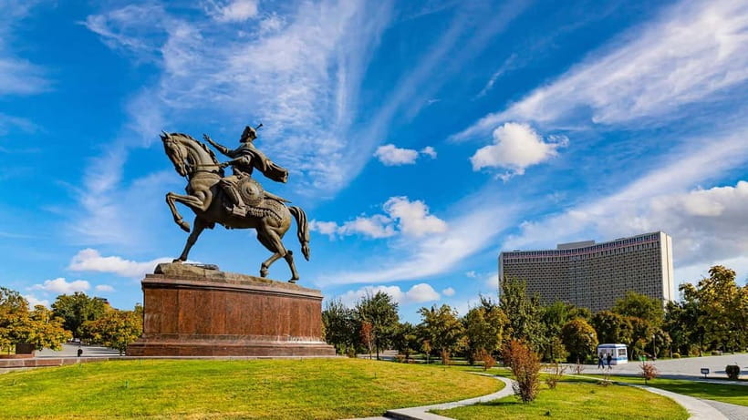Tashkent: Private Full-Day City Tour on a Premium Car - Pilav Centre lunch break: plov cooking, then your chance to taste