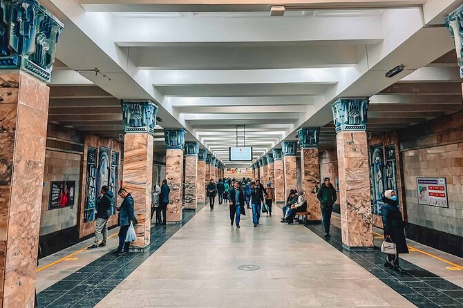 Tashkent Soviet Architecture (Modernism) and Subway station tour. - The best way to plan your meeting point at Hotel Uzbekistan