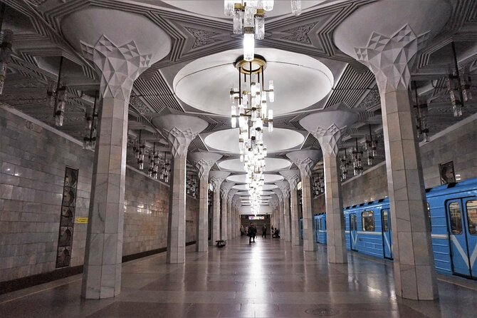 Tashkent Soviet Architecture (Modernism) and Subway station tour. - The metro ride: Soviet station architecture and top stops worth seeing